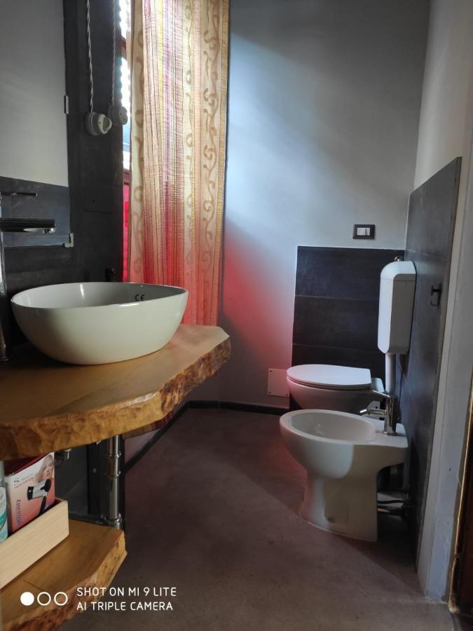 Zed-House Lägenhet Nizza Monferrato Exteriör bild