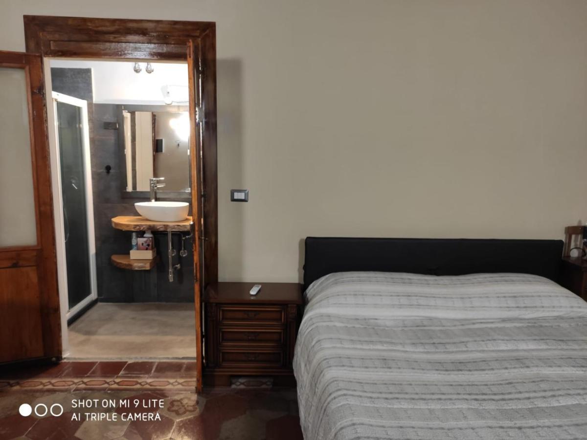 Zed-House Lägenhet Nizza Monferrato Exteriör bild
