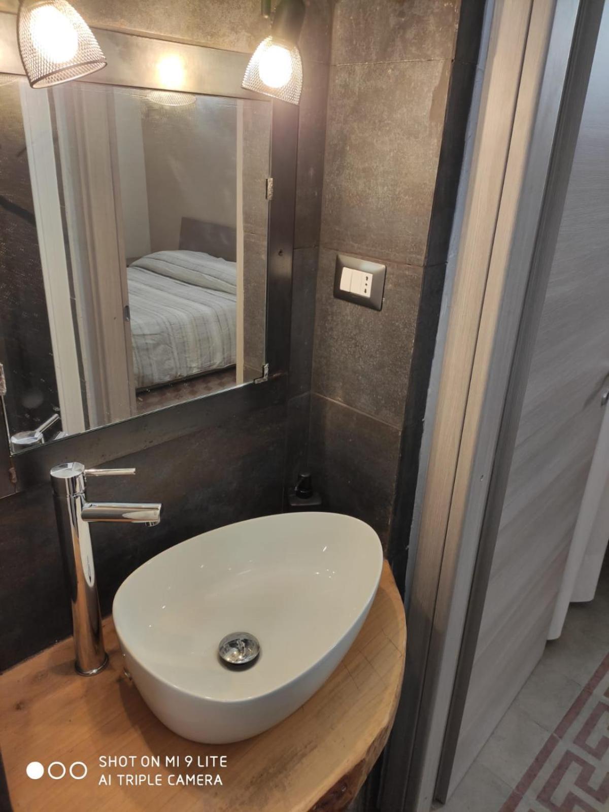 Zed-House Lägenhet Nizza Monferrato Exteriör bild